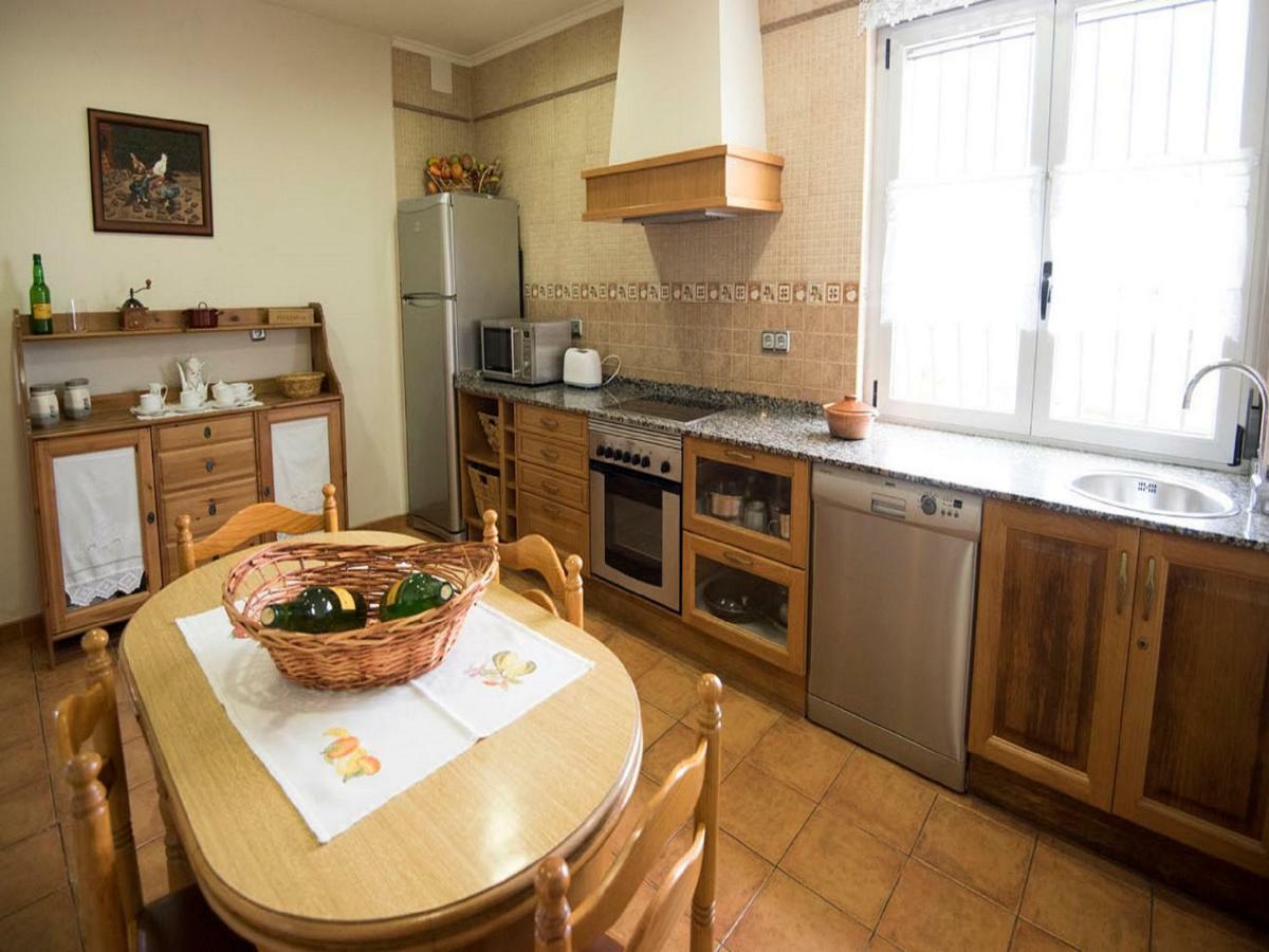 Maria La Carbayeda Guest House Luanco Ngoại thất bức ảnh