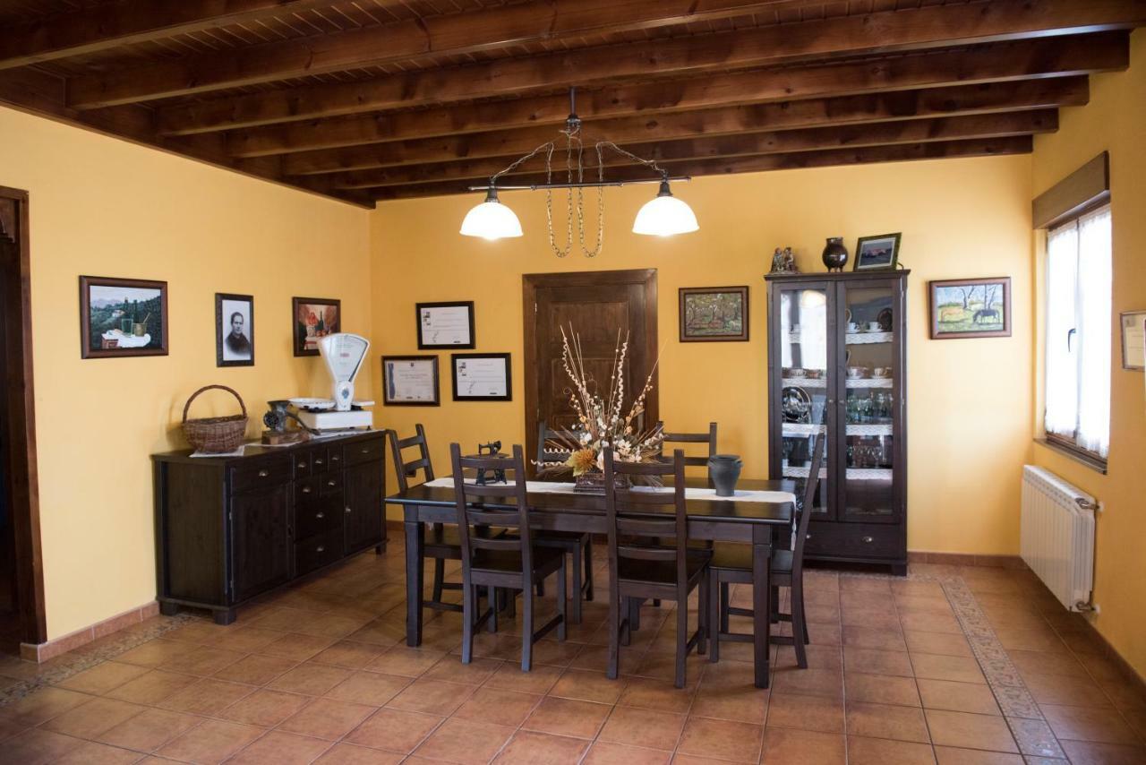 Maria La Carbayeda Guest House Luanco Ngoại thất bức ảnh